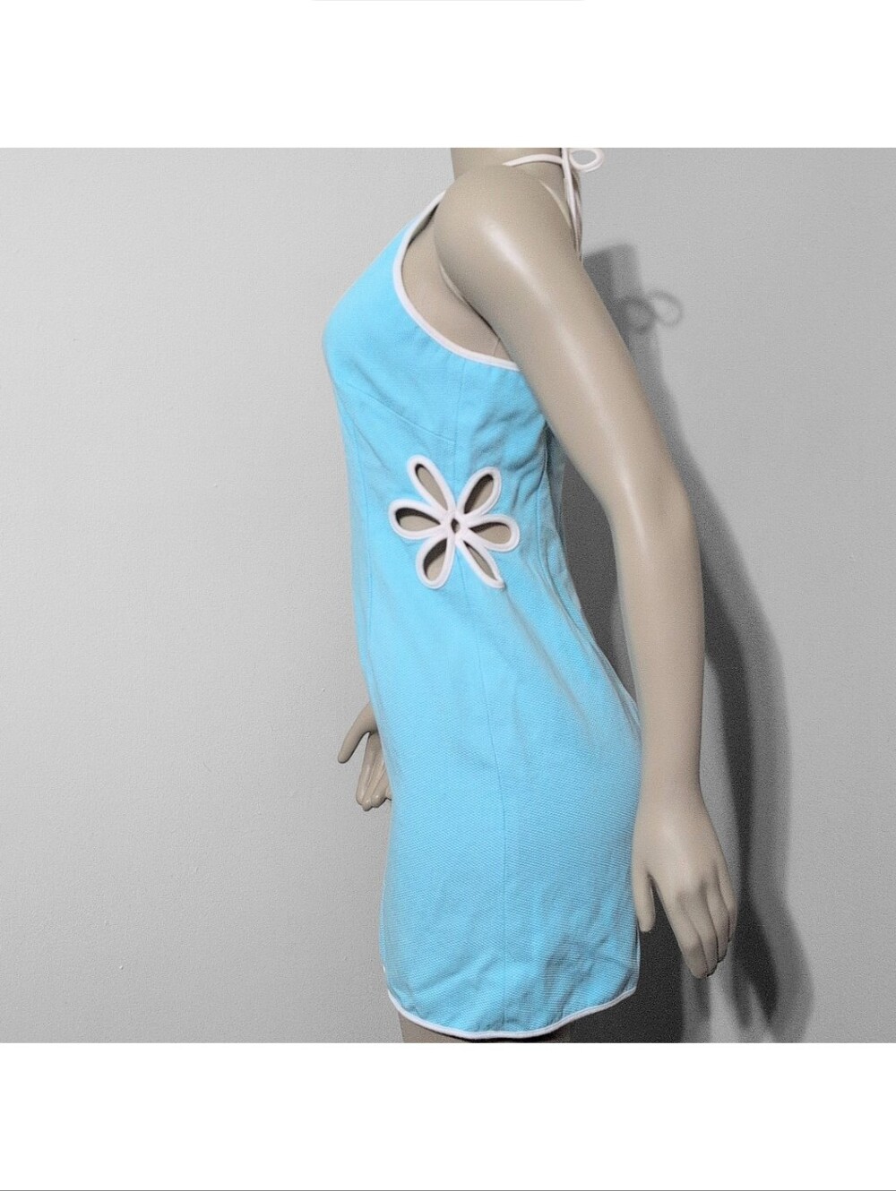 Vintage Laundry By Shelli Segal Halter Cut Out Mini Dress - Picture 4 of 8